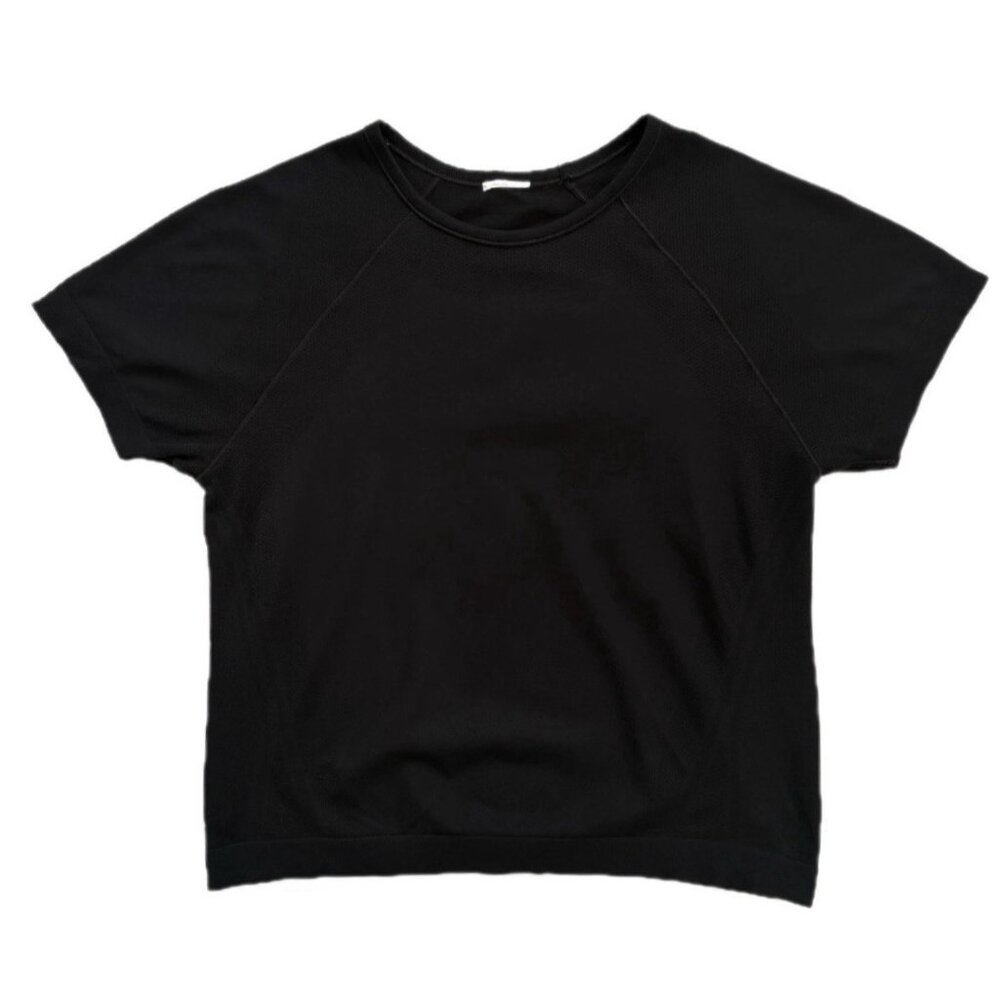 Athleta Women’s S/M Black Short Sleeve Cropped Athletic Shirt Stretch Seamless